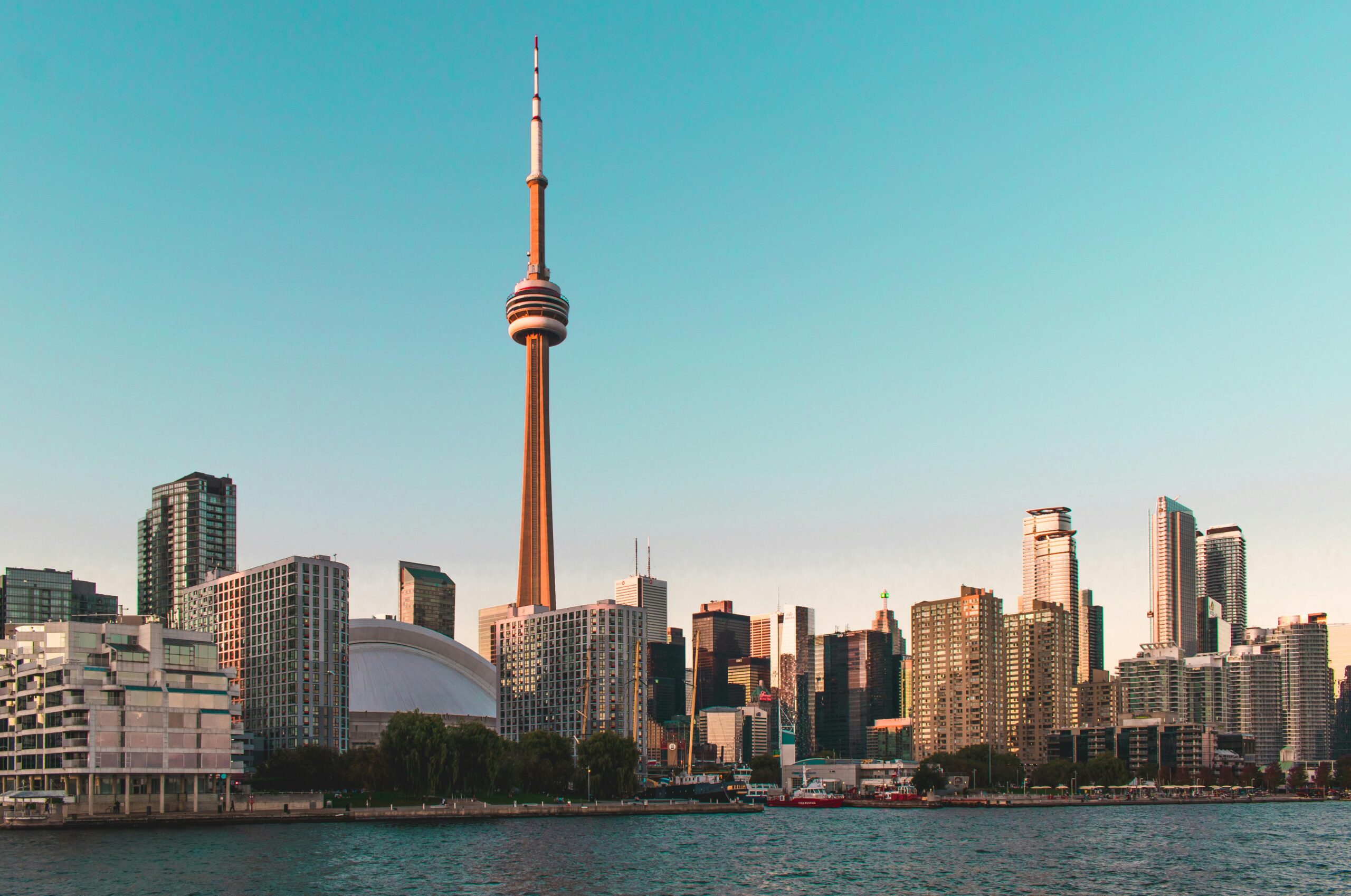 Toronto skyline with CN Tower